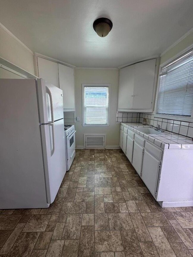 Photo - 268 Lorton Ave