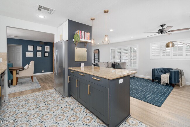 Photo - 1731 W Highland Ave