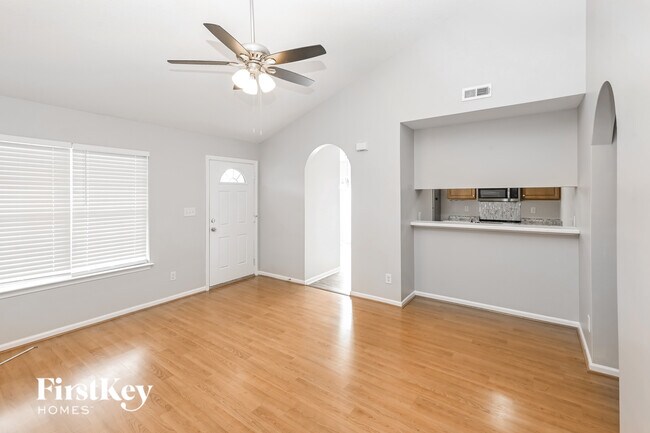 Photo - 1904 Duke Adam St