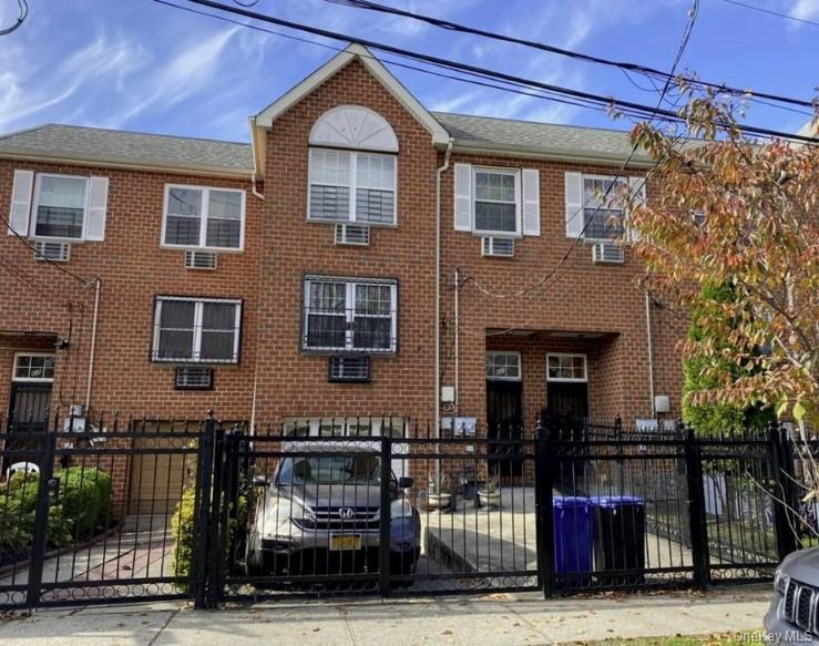 Photo - 641 Bolton Ave Unit 2