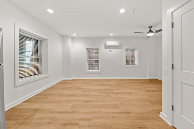 Photo - 4245 Troost Ave