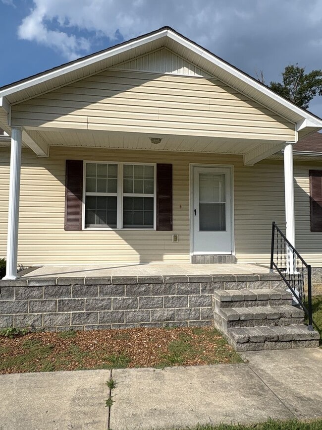 307 Forrestwood Dr