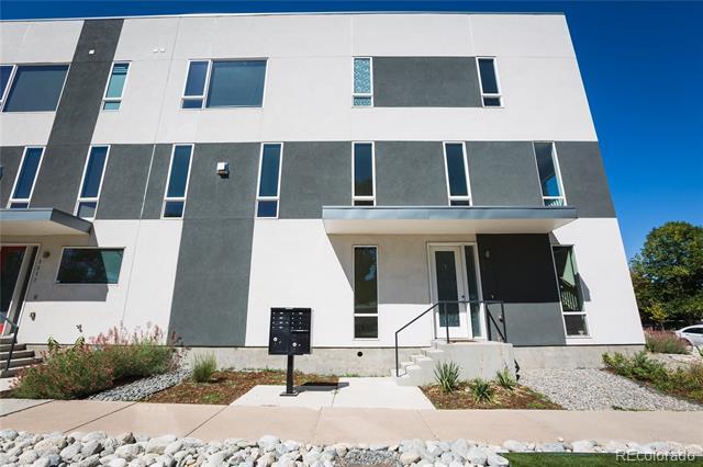3207 W 17th Ave