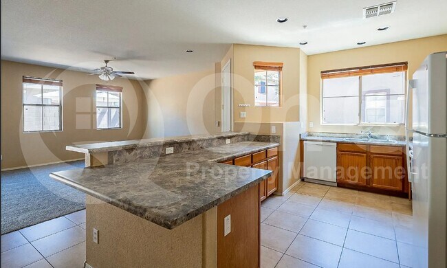 Photo - 1330 S Aaron