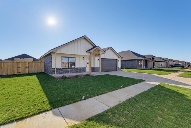 7659 Lake Ridge Pkwy