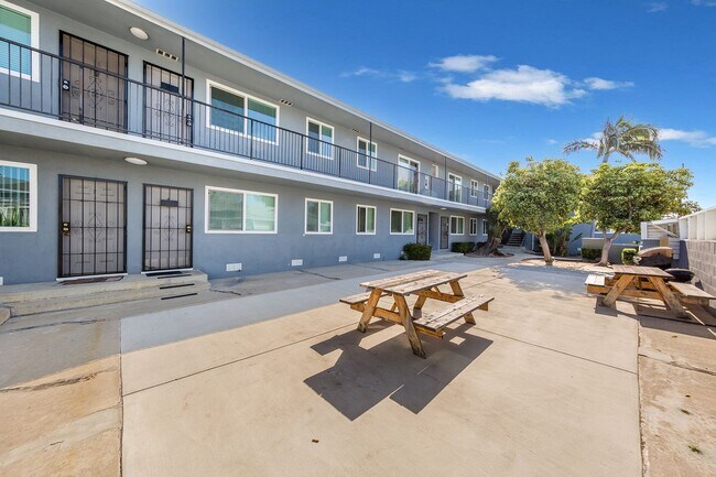 721 Venice Way