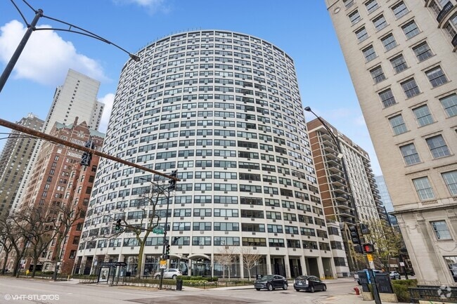 Building Photo - 1150 N Lake Shore Dr Unit 20J Rental