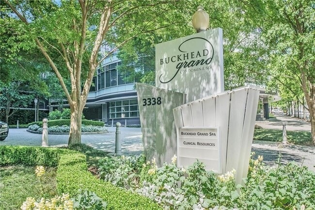 Photo - 3338 Peachtree Rd Unidad 710