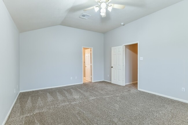 Photo - 25222 Barmby Dr