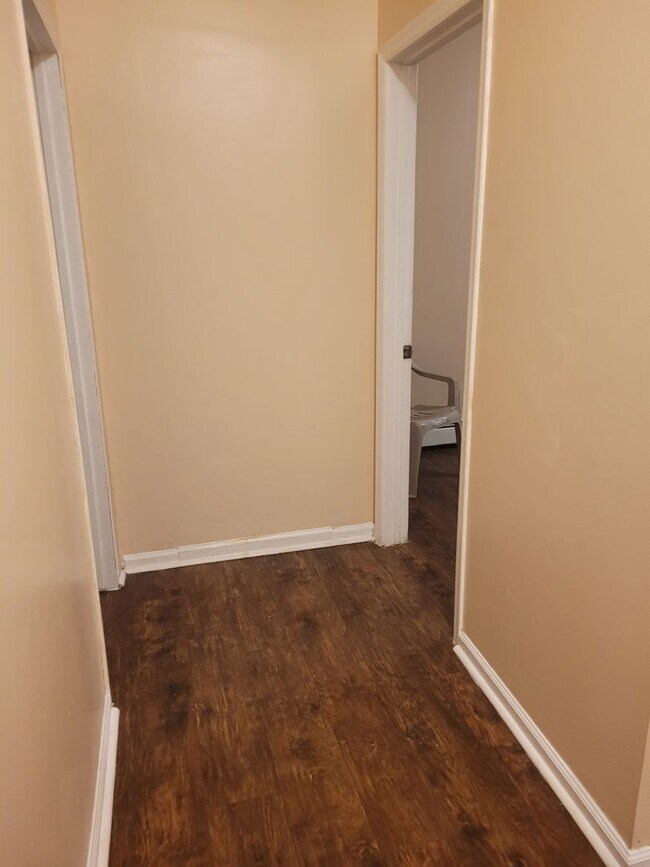 Photo - 107 Palm St