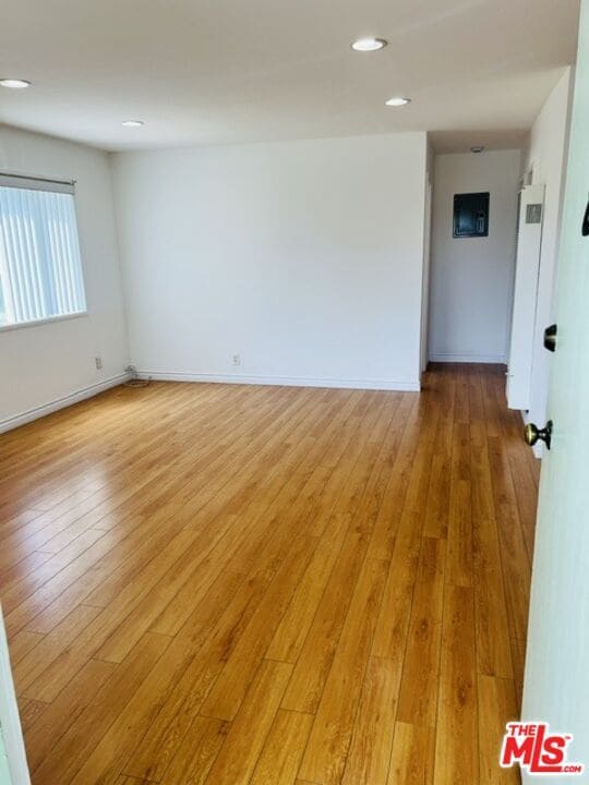 Photo - 2337 W Gramercy Ave Unit 1