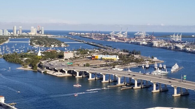 Photo - 1717 N Bayshore Dr Unit A-4242