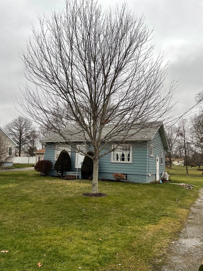 Photo - 17816 Park St House