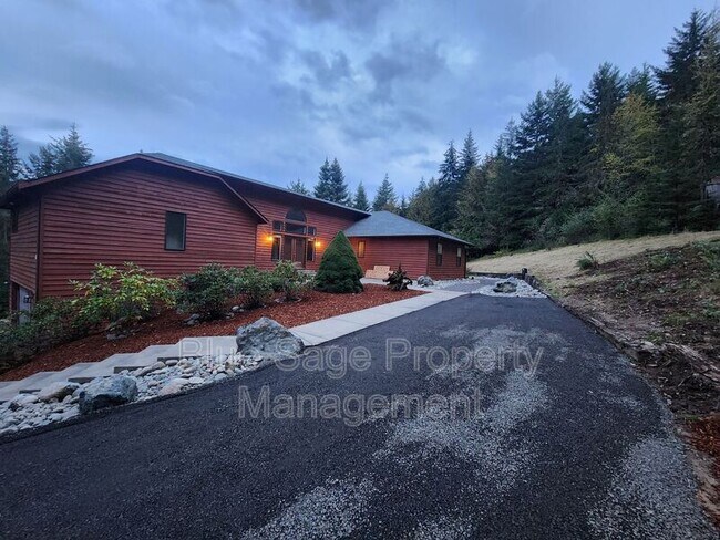 Photo - 1965 Baker View Dr