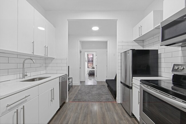 Photo - 207 W 136th St
