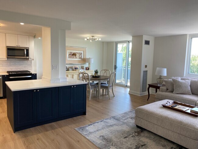 Photo - 1840 Frontage Rd Unit Luxury two bedroom
