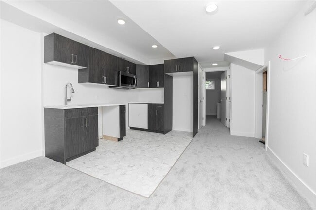 Photo - 92 Pilgrim Ave