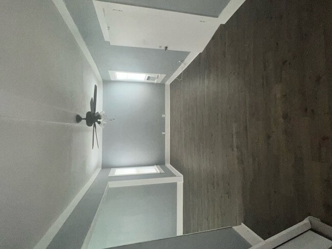 732 W Richard Ave Unit 1