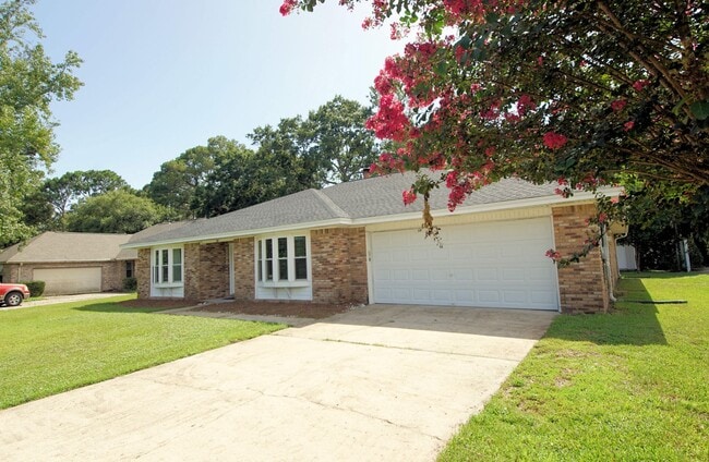 211 Brian Cir