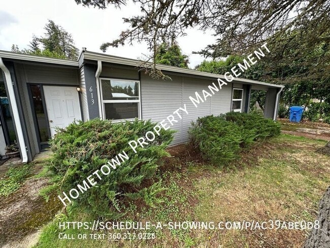 Photo - 613 Primrose Ln SE