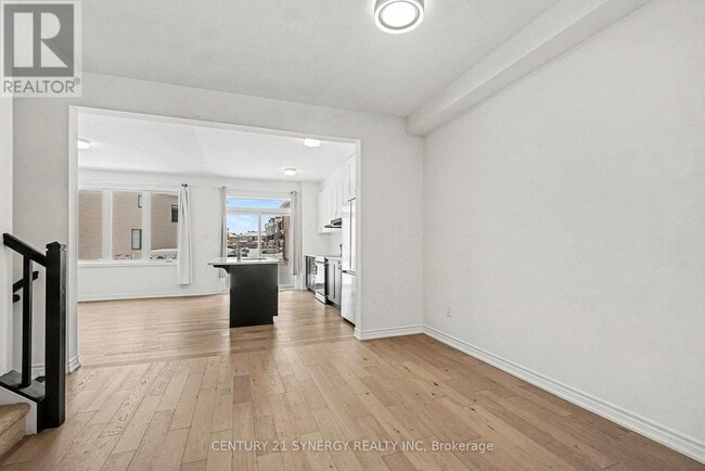 Photo - 520 Flagstaff Dr