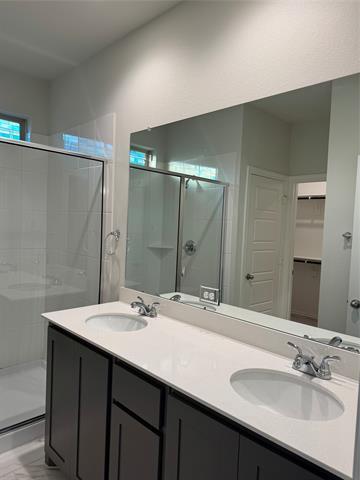 Photo - 1808 Iris Rd