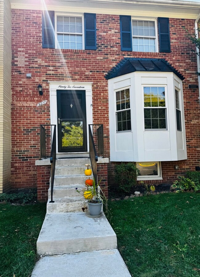 Photo - 9217 Burke Rd