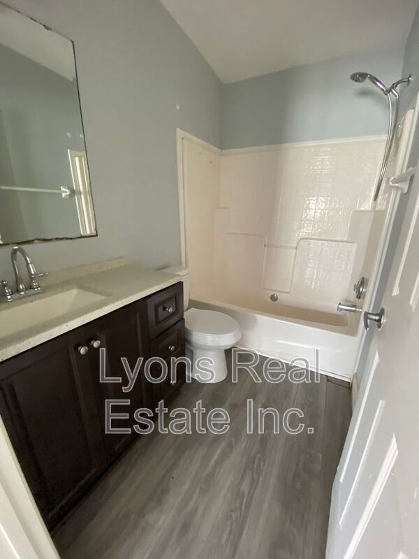 Photo - 5527 Judith Rd Unit B