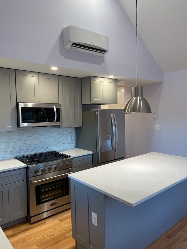 Cocina - 2776 Maple Ave