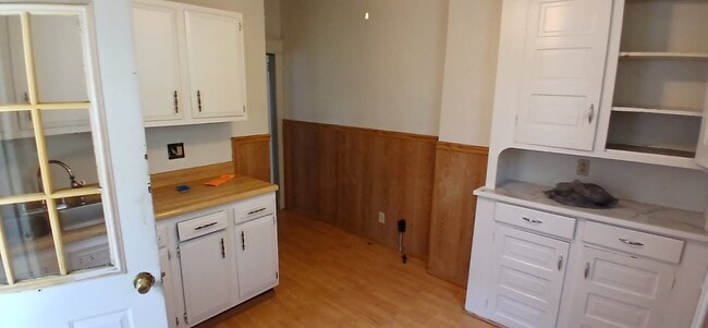 Photo - 650 Linden Ave