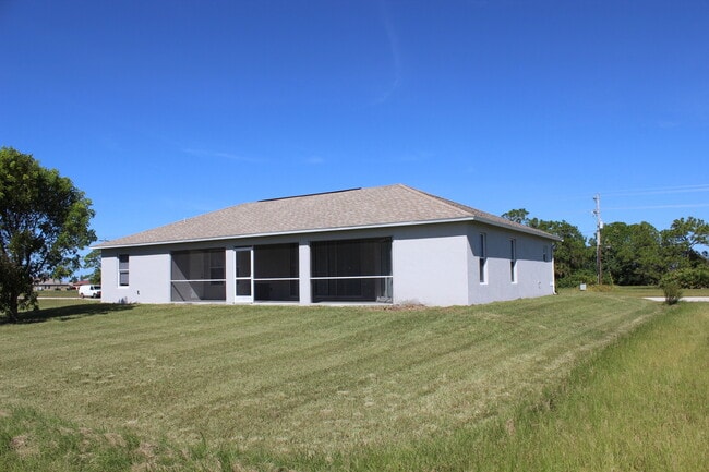Photo - Quiet and Spacious Single Family Home in NW Cape Coral