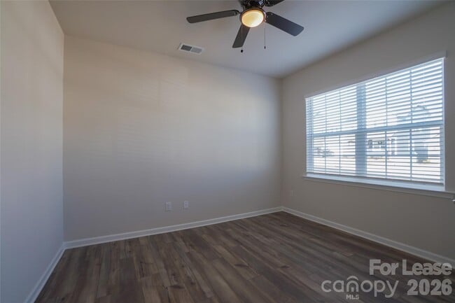 Photo - 1406 Caracara Ct