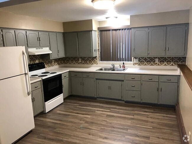 Building Photo - 1531 5th St NE Unit Lower #2 Rental