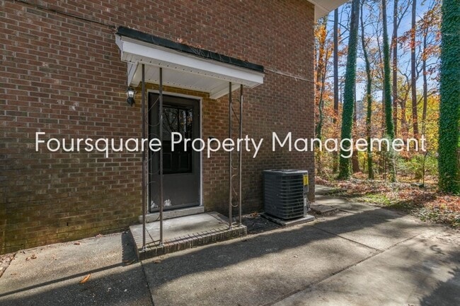 Photo - 1105 Timber Dr