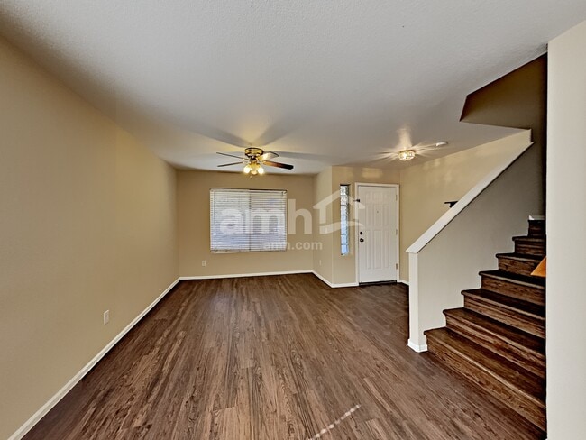 Photo - 16655 W Melvin St