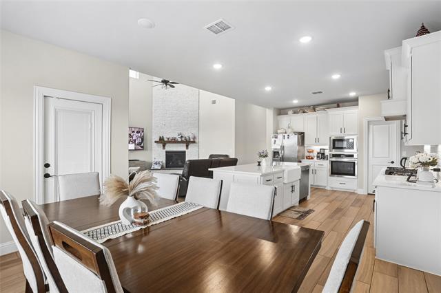 Photo - 3801 Mesa Verde Dr