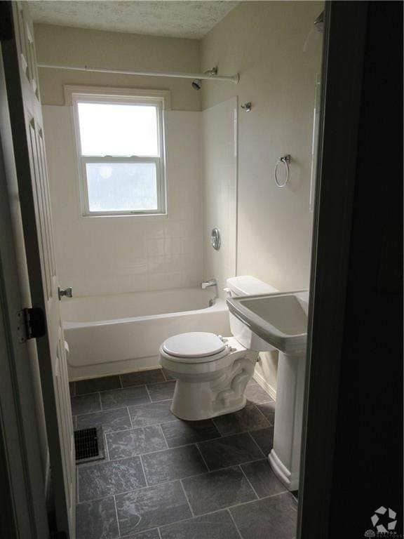 Building Photo - 3037 Mohican Ave Rental