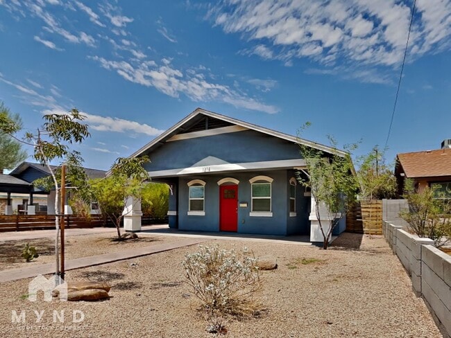 Building Photo - 1214 E Garfield St Rental