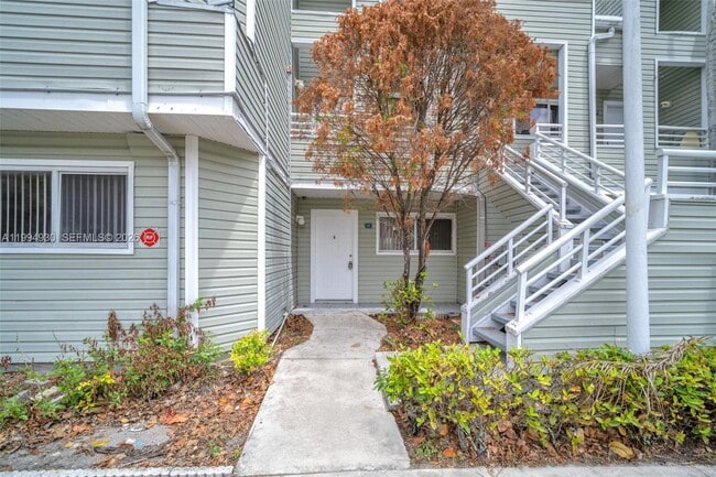 Photo - 3437 NW 44th St Unit 107