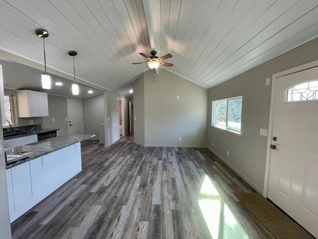 Photo - 12909 La Barr Mdws Rd