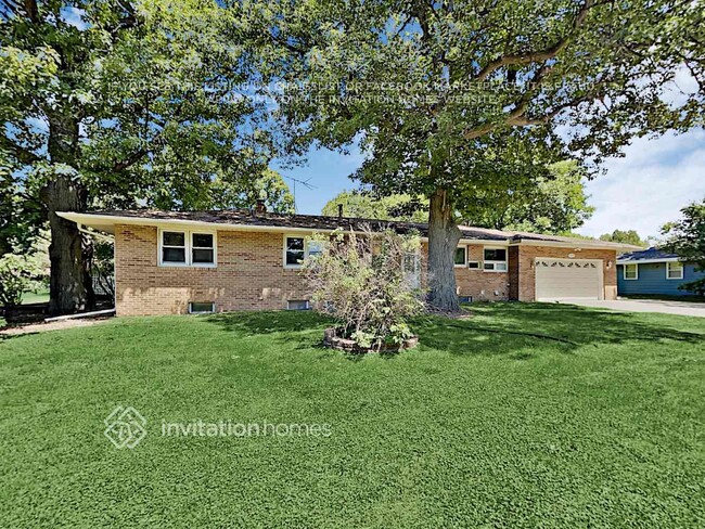 Building Photo - 14920 31st Ave N Rental