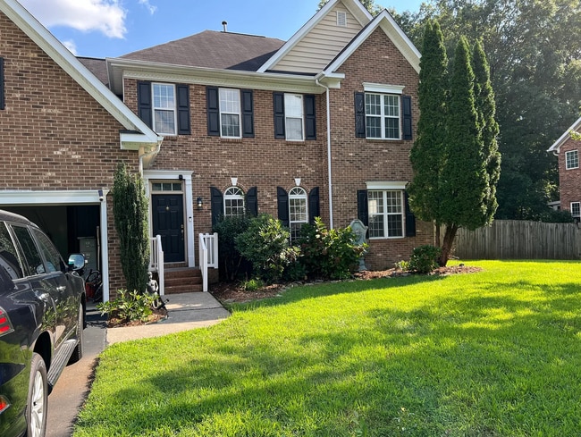 Spacious beautiful 5 bedroom 2.5 bath home... - Spacious beautiful 5 bedroom 2.5 bath home...
