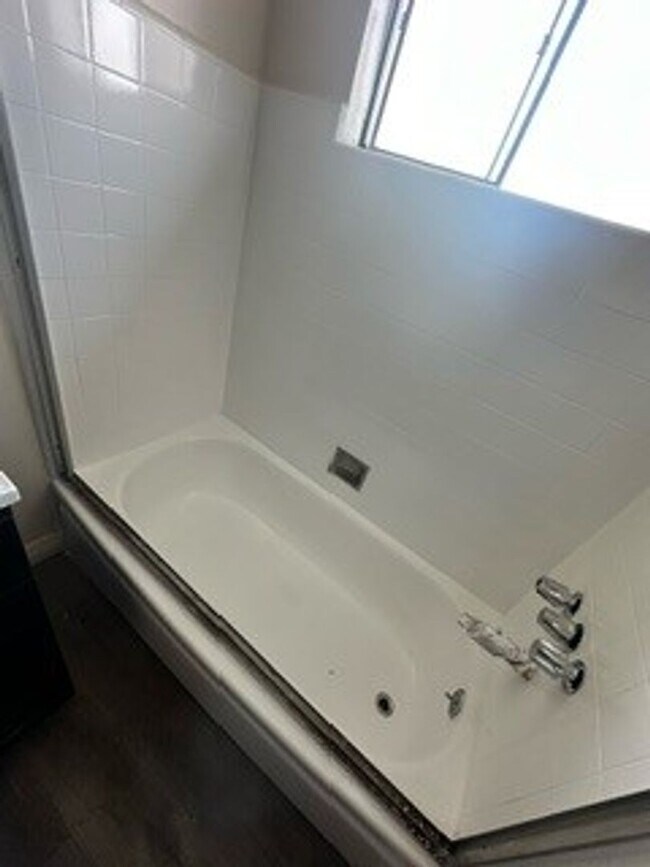 Photo - 6448 Tujunga Ave