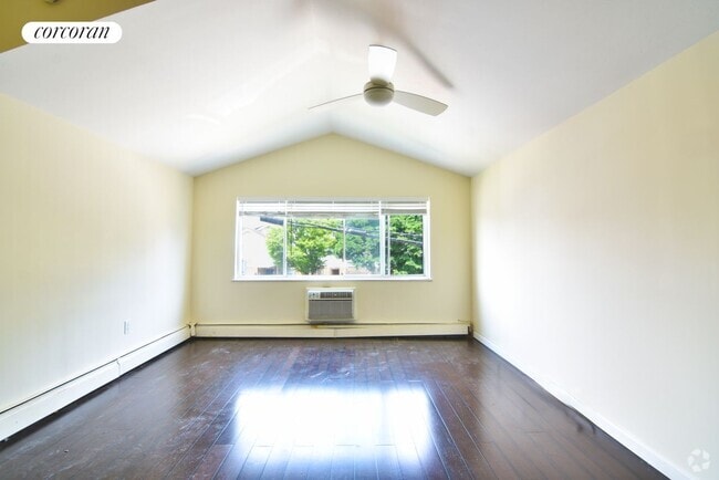 Building Photo - 336 Howe Ave Rental