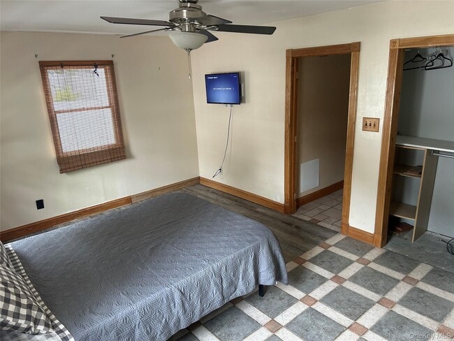 Photo - 239 Curtin Ave