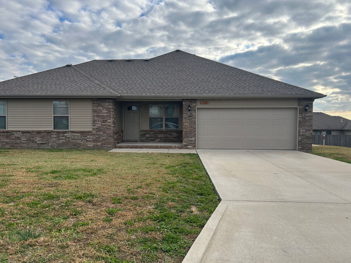 3 Bedroom Duplex- Republic - 3 Bedroom Duplex- Republic