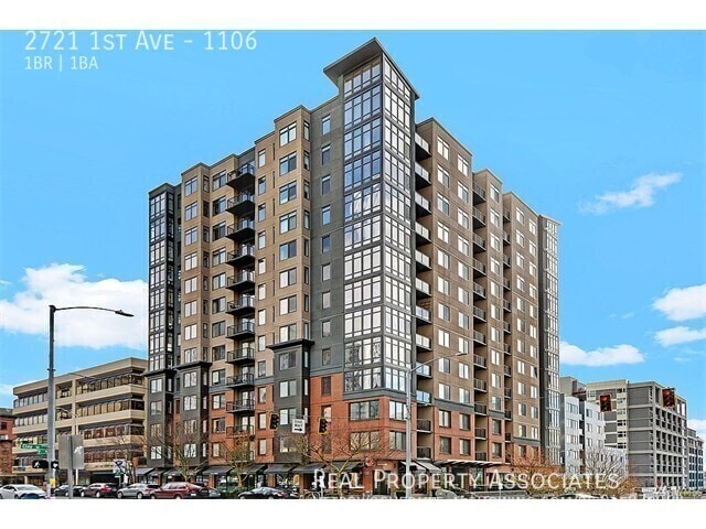 Building Photo - 2721 1st Ave