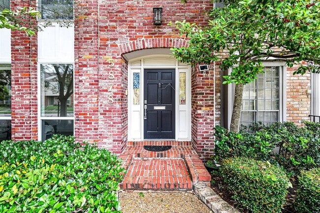 Photo - 5878 Valley Forge Dr Unit 149