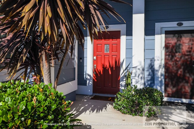 Photo - Gorgeous Remodeled Condo in Newport Beach!