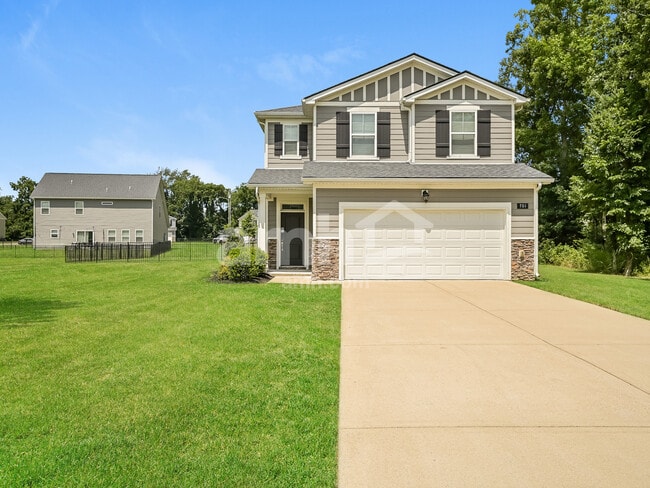 Building Photo - 701 Drema Ct